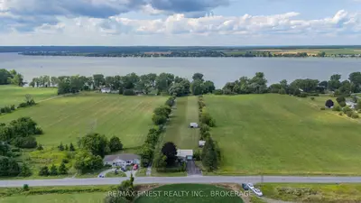 109 3rd Concession Road, Greater Napanee, On K7r 3k7
