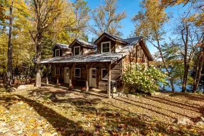 18 Port Vernon Lane, Huntsville, On P1h 2j2