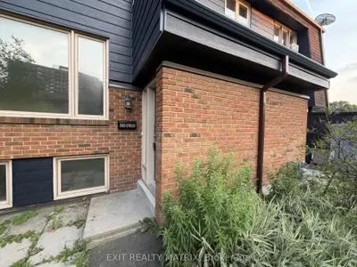 2610 Draper Avenue 50, Parkway Park - Queensway Terrace S And Area, On K2h 8x8