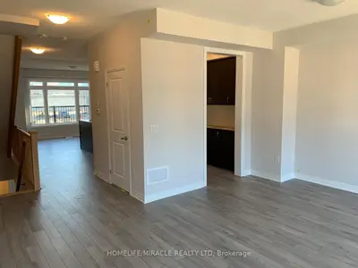 585 Colborne Street E 109, Brantford, On N3s 0k4