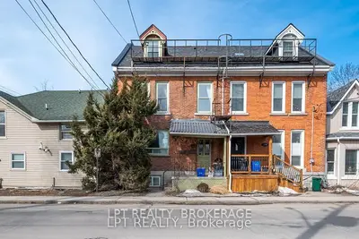 374 Barrie Street, Kingston, On K7k 3t4