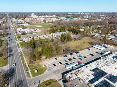 280 Speedvale Avenue, Guelph, On N1h 1c4