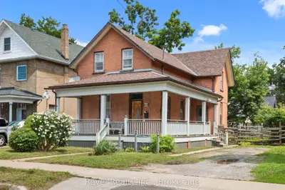 68 William Street S, Kawartha Lakes, On K9v 3a8
