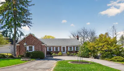 209 Fairway Hill Crescent, Kingston, On K7m 2b5
