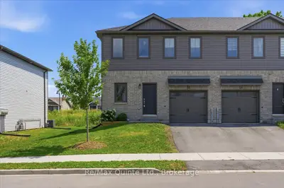 36 Campbell Crescent, Prince Edward County, On K0k 2t0