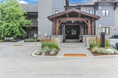 10 Beckwith Lane 107, Blue Mountains, On L9y 0n5