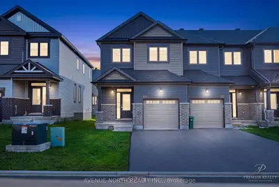321 Grackle Street, Blossom Park - Airport And Area, On K1x 0g6