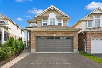 Detached in Guelph