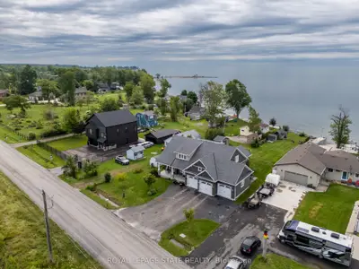 3176 Lakeshore Road, Haldimand, On N1a 2w8
