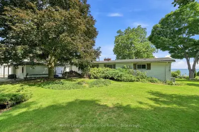 58 Bentons Lane, Prince Edward County, On K0k 2p0