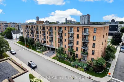 50 Burnside Avenue 203, West Centre Town, On K1y 2m2
