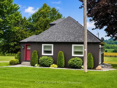 Detached in Hamilton Township
