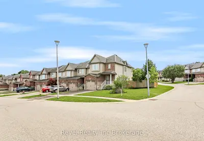 420 Sales Drive, Woodstock, On N4s 0b6
