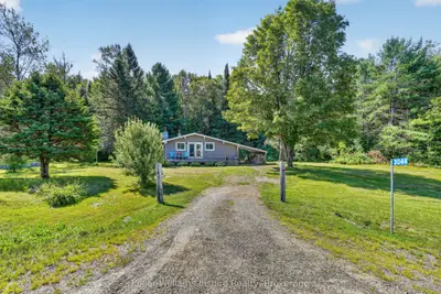 3044 Loop Road, Highlands East, On K0l 3c0