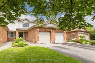 Att/Row/Townhouse in Overbrook - Castleheights and Area