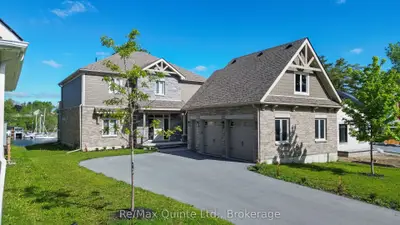 125 Villeneuve Drive, Prince Edward County, On K0k 2t0
