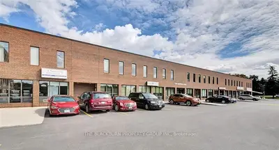 1140 MORRISON Drive 214, Parkway Park - Queensway Terrace S and Area, ON K2H 8S9