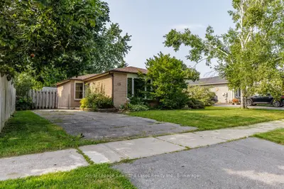 Detached in Kawartha Lakes