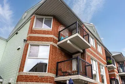 6 Omeara Street 3, West Centre Town, On K1y 4t1