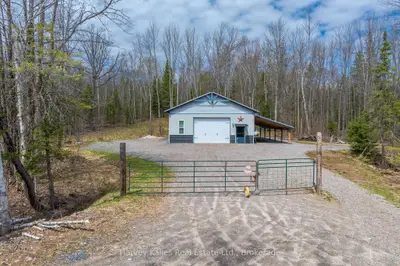 40 Sunset Cove Road, Seguin, On P2a 0b4