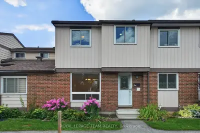 1918 Belmore Lane 13, Blackburn Hamlet, On K1b 4z8