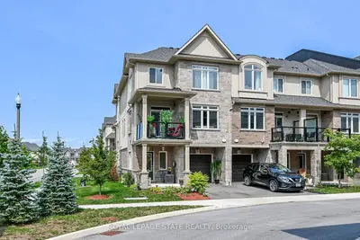 40 Zinfandel Drive 35, Hamilton, On L8e 0l1