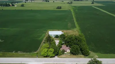 6692 Longwoods Road, Strathroy-caradoc, On N0l 1t0