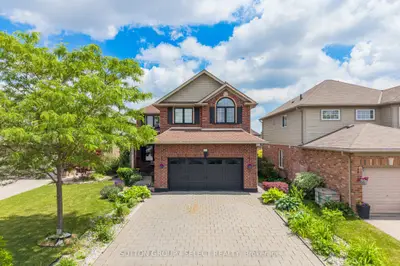 2229 CARDINAL Court, London South, ON N6M 0C2