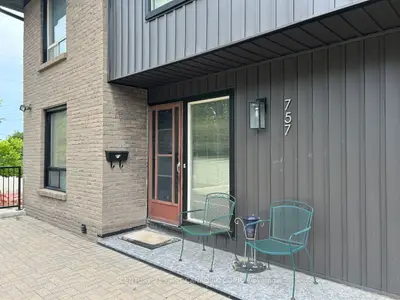 757 Berkshire Drive, London South, On N6j 3b5