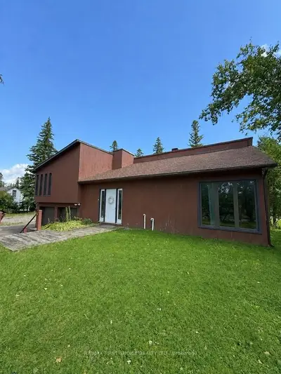 109-111 Hillcrest Road, Greenstone, On P0t 2a0