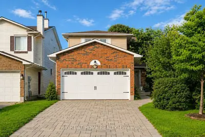 25 Waterton Crescent, Kanata, On K2m 1y8