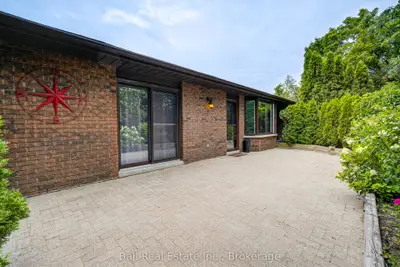 200 EAST Street S 502, Kawartha Lakes, ON K0M 1A0