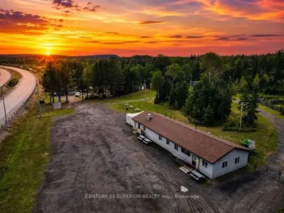 358 Hwy 11/17, Nipigon, On P0t 2j0