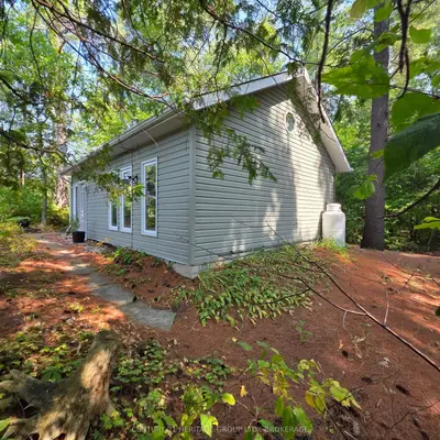 1036a Twin Lake Lane, Frontenac, On K0h 2p0