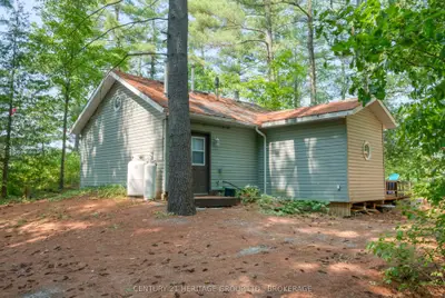 1036a Twin Lake Lane, Frontenac, On K0h 2p0