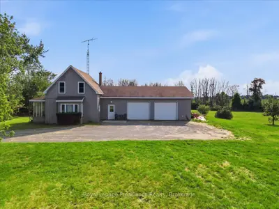 Farm in Prince Edward County