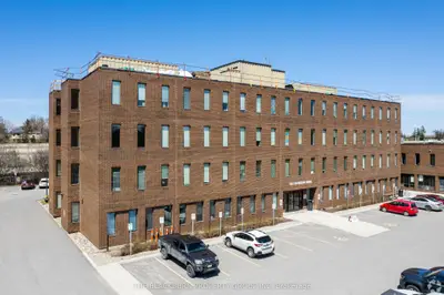 1150 Morrison Drive 203, Parkway Park - Queensway Terrace S And Area, On K2h 8s9
