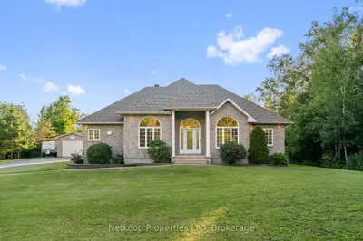 4755 Whispering Willow Drive, Orleans - Cumberland And Area, On K4b 1j1