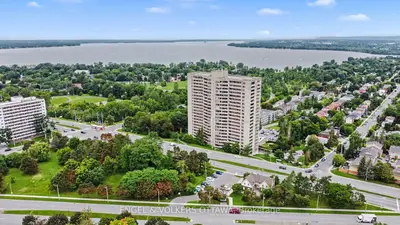 415 GREENVIEW Avenue 1702, Britannia - Lincoln Heights and Area, ON K2B 8G5
