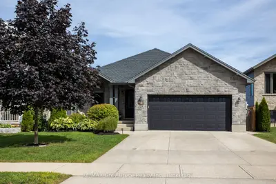 2591 7th Avenue E, Owen Sound, On N4k 6v1
