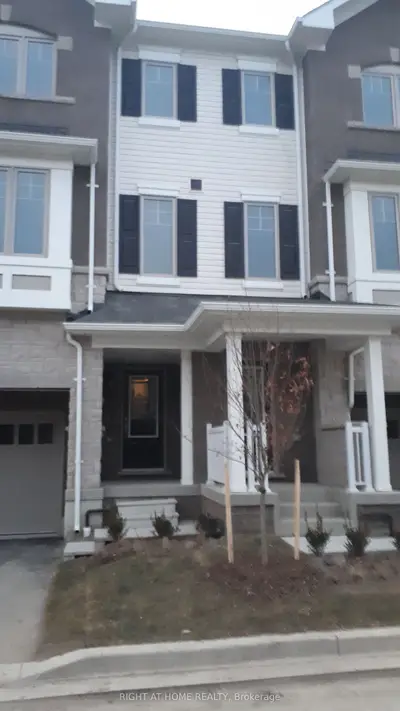 124 Hibiscus Lane, Hamilton, On L8k 5j3