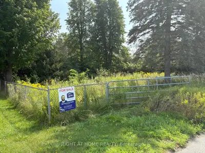 122 King Street W, Kawartha Lakes, On K0l 2w0