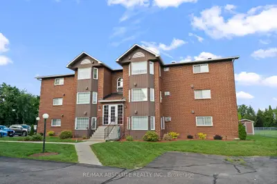 89 Edey Street 3b, Arnprior, On K7s 1b9