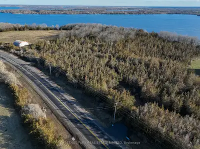 695 County Road 7, Prince Edward County, On K0k 2t0