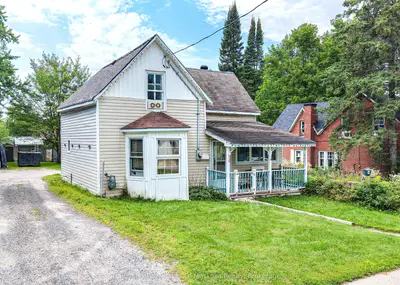 34 Young Street, Bracebridge, On P1l 1g7