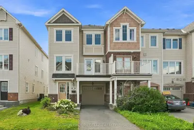 Att/Row/Townhouse in Barrhaven