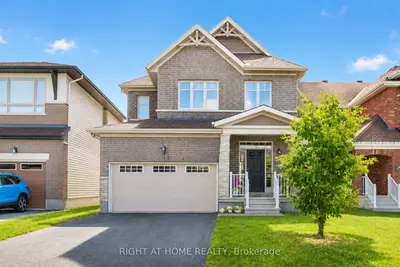 Detached in Blossom Park - Airport and Area