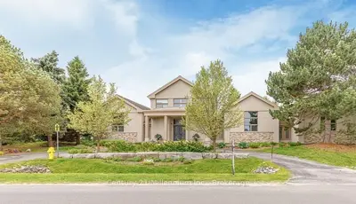 160 Grand Cypress Lane, Blue Mountains, On L9y 0k8