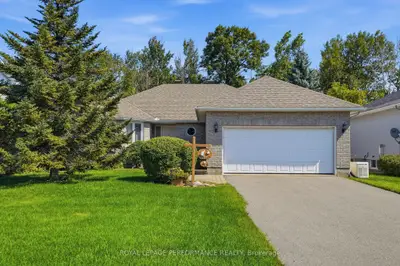Detached in Hawkesbury