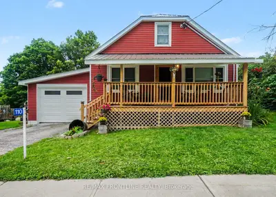 110 North Street, Lanark Highlands, On K0g 1k0